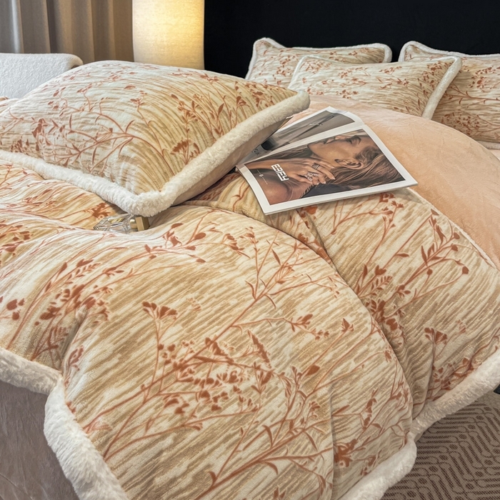 91家纺网 家纺一手货源 找家纺 （总）诺梵家纺 2025新款兔毛绒包边 雕花绒四件套