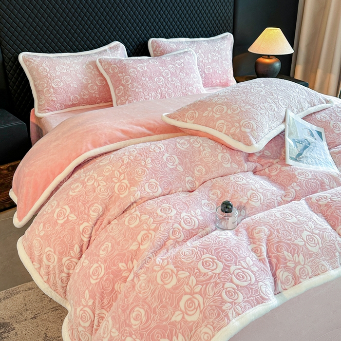 91家纺网 家纺一手货源 找家纺 （总）诺梵 高端2025雕花绒四件套牛奶烂花绒大包边被套_控价标准高于149，加大高于159