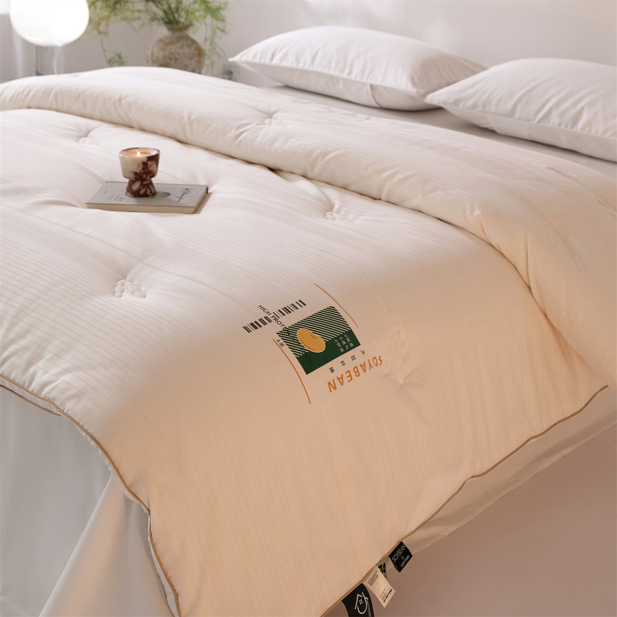 91家纺网 家纺一手货源 找家纺 头等舱  2025新款全棉提花A类30大豆7A抗菌立体被（空镜图） 在水一方