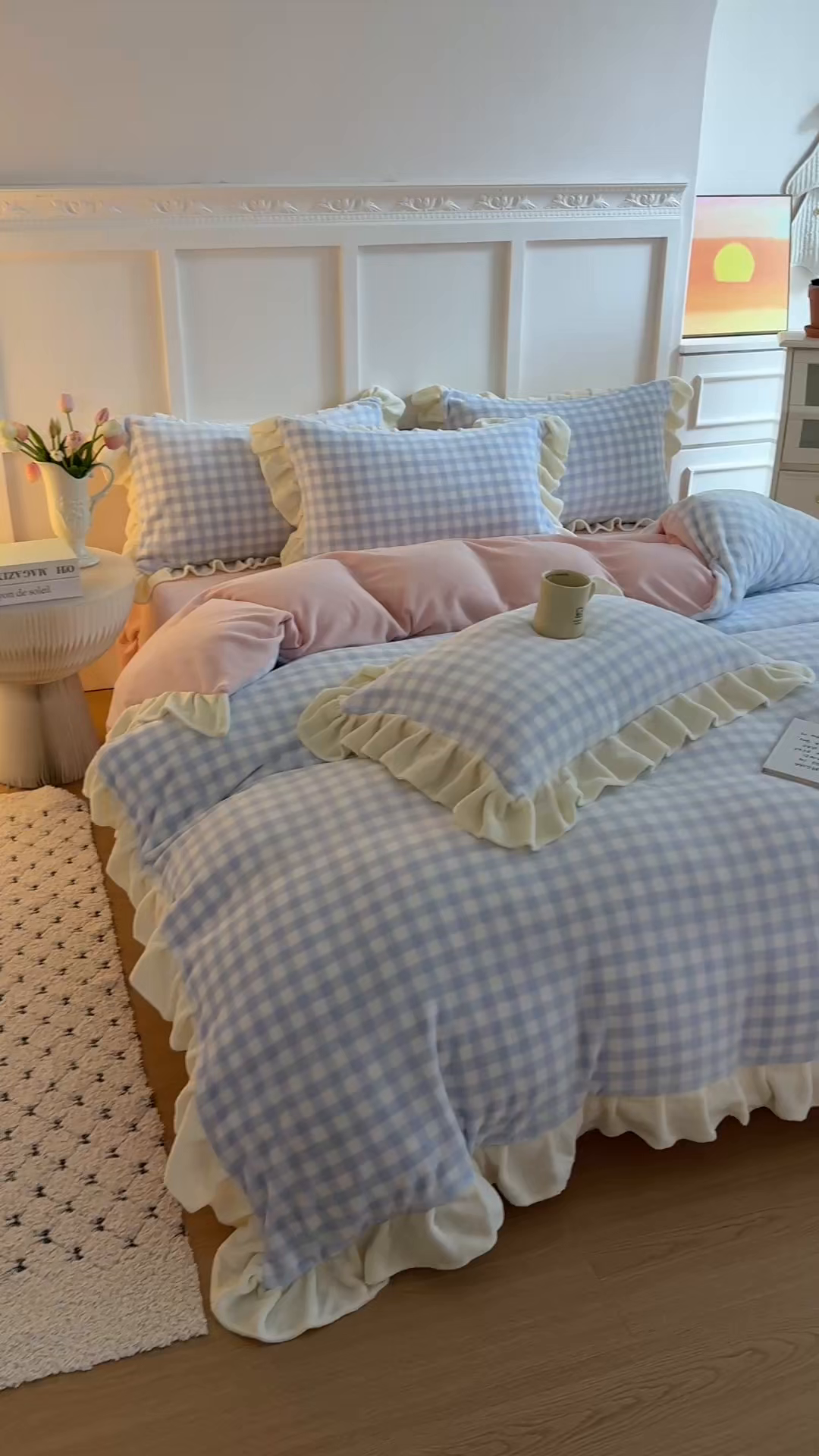 91家纺网 家纺一手货源 找家纺 艾特你 2025新款200g全工艺牛奶绒花边款四件套吊边床单 花边绒-天蓝格