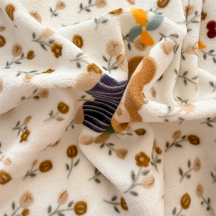 91家纺网 家纺一手货源 找家纺 艾特你 2025新款200g全工艺牛奶绒花边款四件套吊边床单 花边绒-快乐狮子