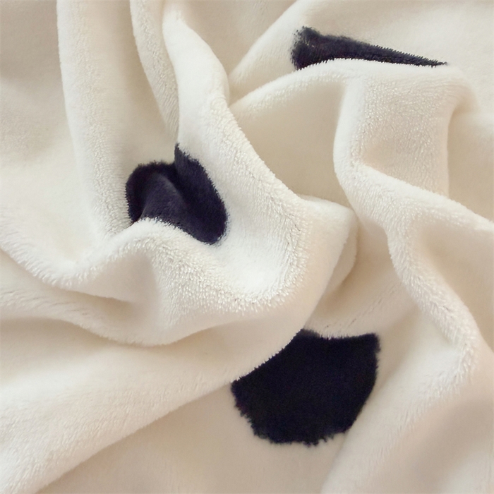 91家纺网 家纺一手货源 找家纺 艾特你 2025新款200g全工艺牛奶绒花边款四件套吊边床单 花边绒-奶油波点