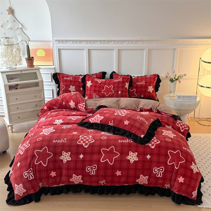 91家纺网 家纺一手货源 找家纺 艾特你 2025新款200g全工艺牛奶绒花边款四件套吊边床单 花边绒-圣诞星星