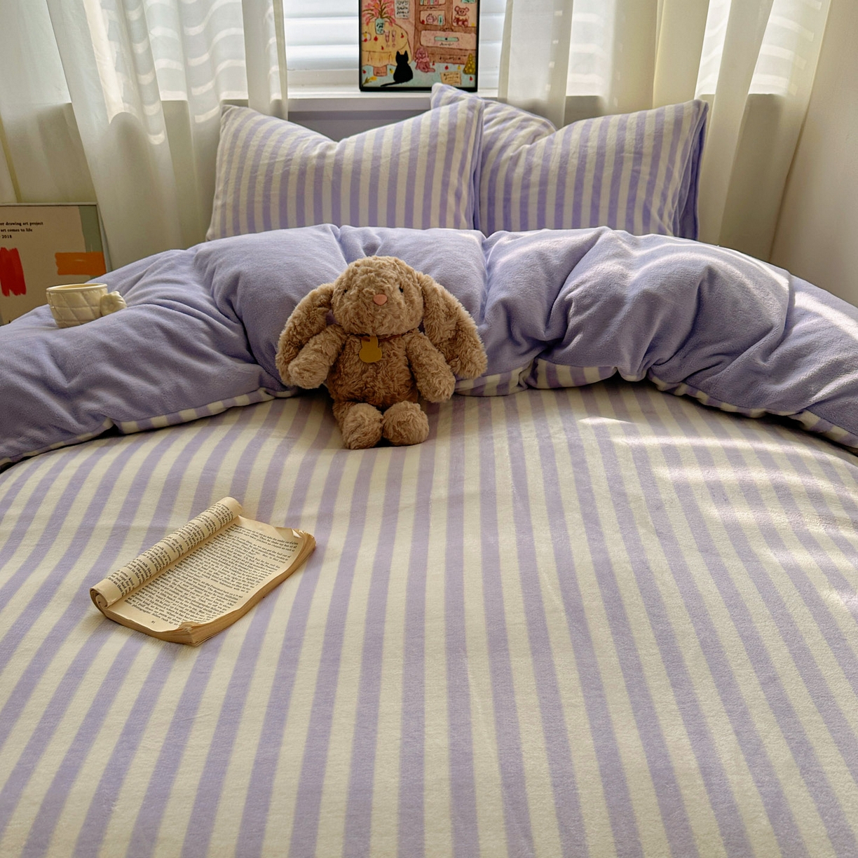 91家纺网 家纺一手货源 找家纺 繁花家居 2025新款条纹系列牛奶绒四件套 芋紫条纹