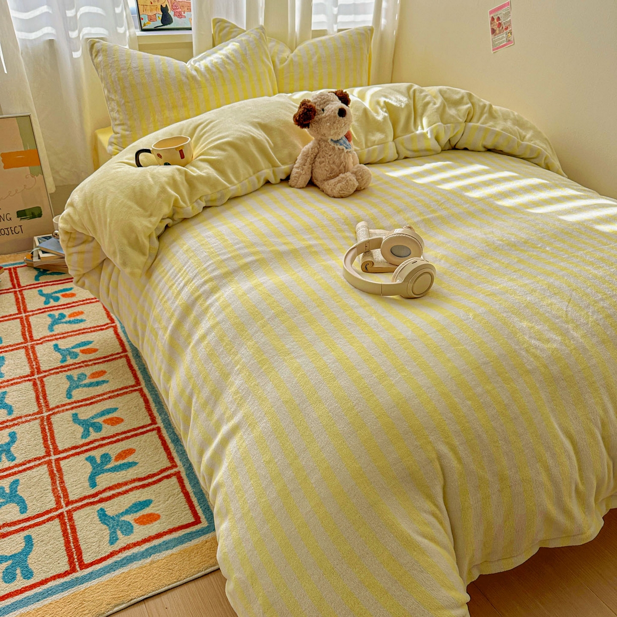 91家纺网 家纺一手货源 找家纺 繁花家居 2025新款条纹系列牛奶绒四件套 蜜橙黄条