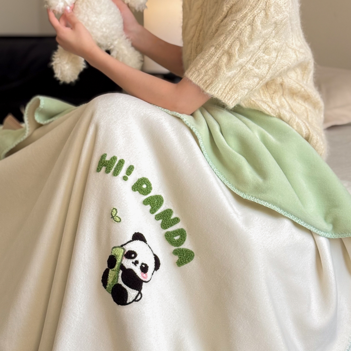 91家纺网 家纺一手货源 找家纺 （总）云栖家居 2025新品双层加厚高克重消光沙发毯仿羊绒纯色刺绣盖毛毯毯子