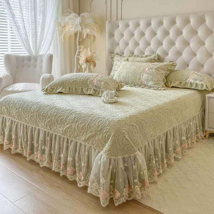 91家纺网 家纺一手货源 找家纺 恋尚 2025新款雕花牛奶绒保暖单床盖 床盖单件-巴黎春天（控价145） 巴黎春天-香草绿