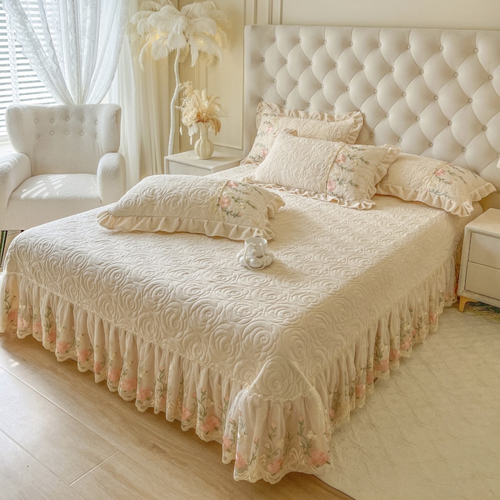 91家纺网 家纺一手货源 找家纺 （总）恋尚 2025新款雕花牛奶绒保暖床盖四件套-巴黎春天（控价280）