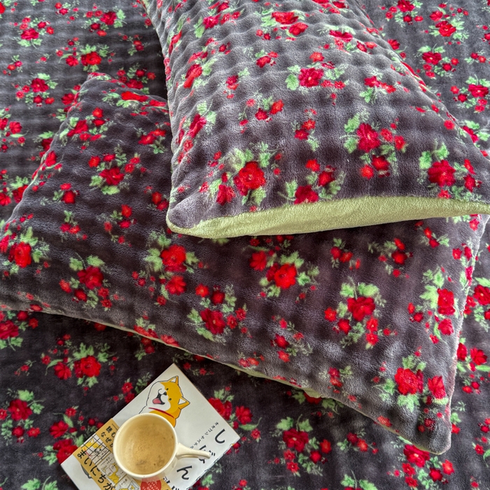 91家纺网 家纺一手货源 找家纺 爱多多家居 2025新款兔兔泡泡牛奶绒床裙单品床裙床裙单件三件套 床裙-花仙子