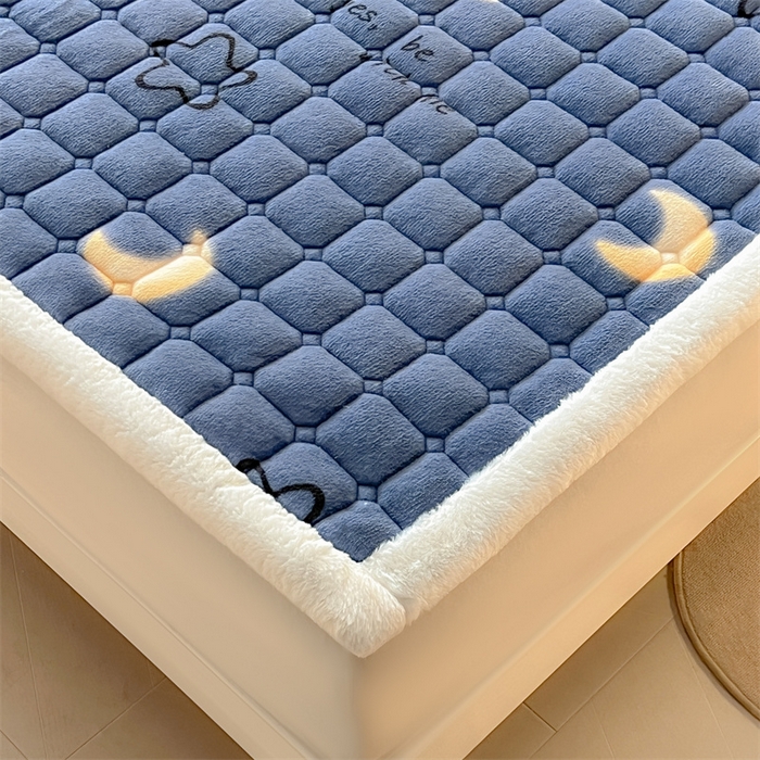 91家纺网 家纺一手货源 找家纺 喜居 2025新款A类水晶边牛奶绒夹棉床褥垫 星月