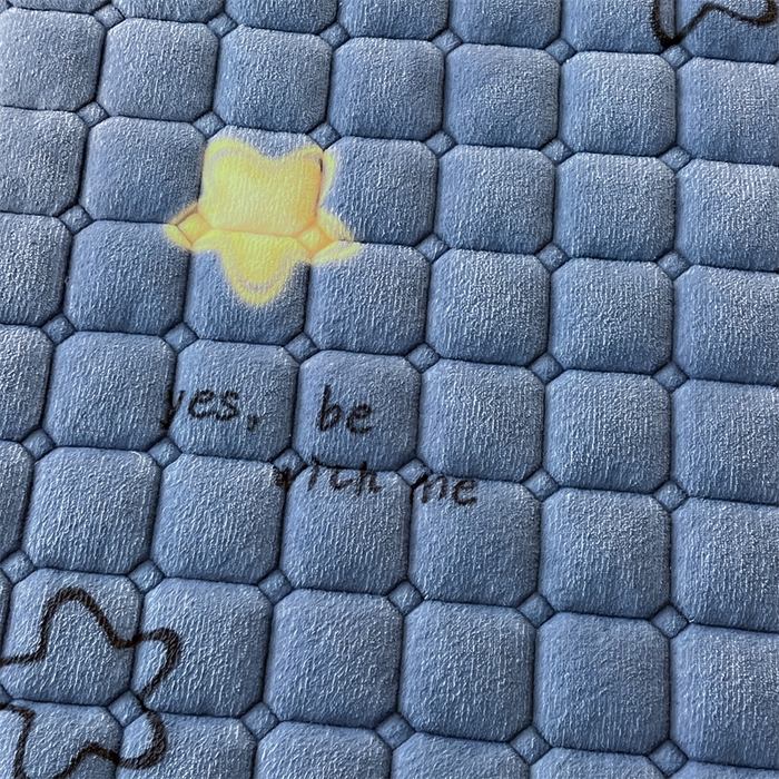 91家纺网 家纺一手货源 找家纺 喜居 2025新款A类水晶边牛奶绒夹棉床褥垫 星月