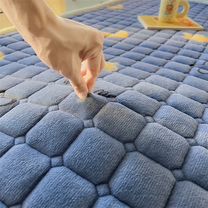 91家纺网 家纺一手货源 找家纺 喜居 2025新款A类水晶边牛奶绒夹棉床褥垫 星月