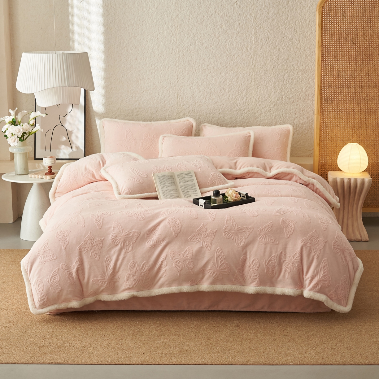 91家纺网 家纺一手货源 找家纺 （总）晨曦家纺 2025新款加厚加绒牛奶绒雕花四件套暖暖少女温柔风