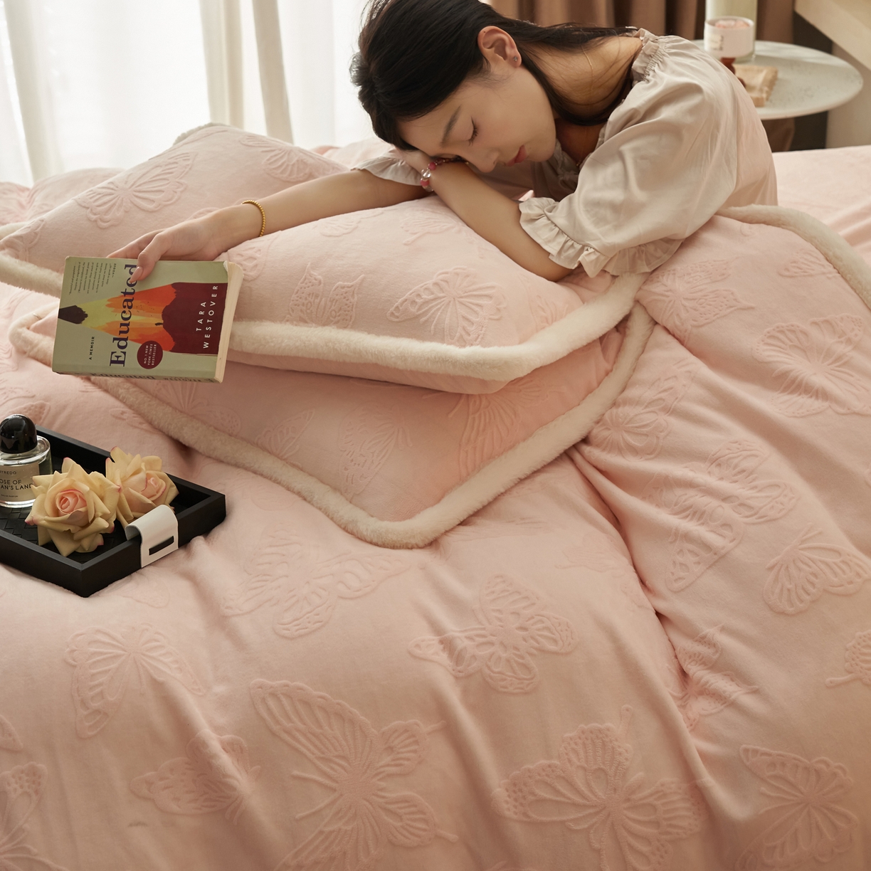 91家纺网 家纺一手货源 找家纺 （总）晨曦家纺 2025新款加厚加绒牛奶绒雕花四件套暖暖少女温柔风