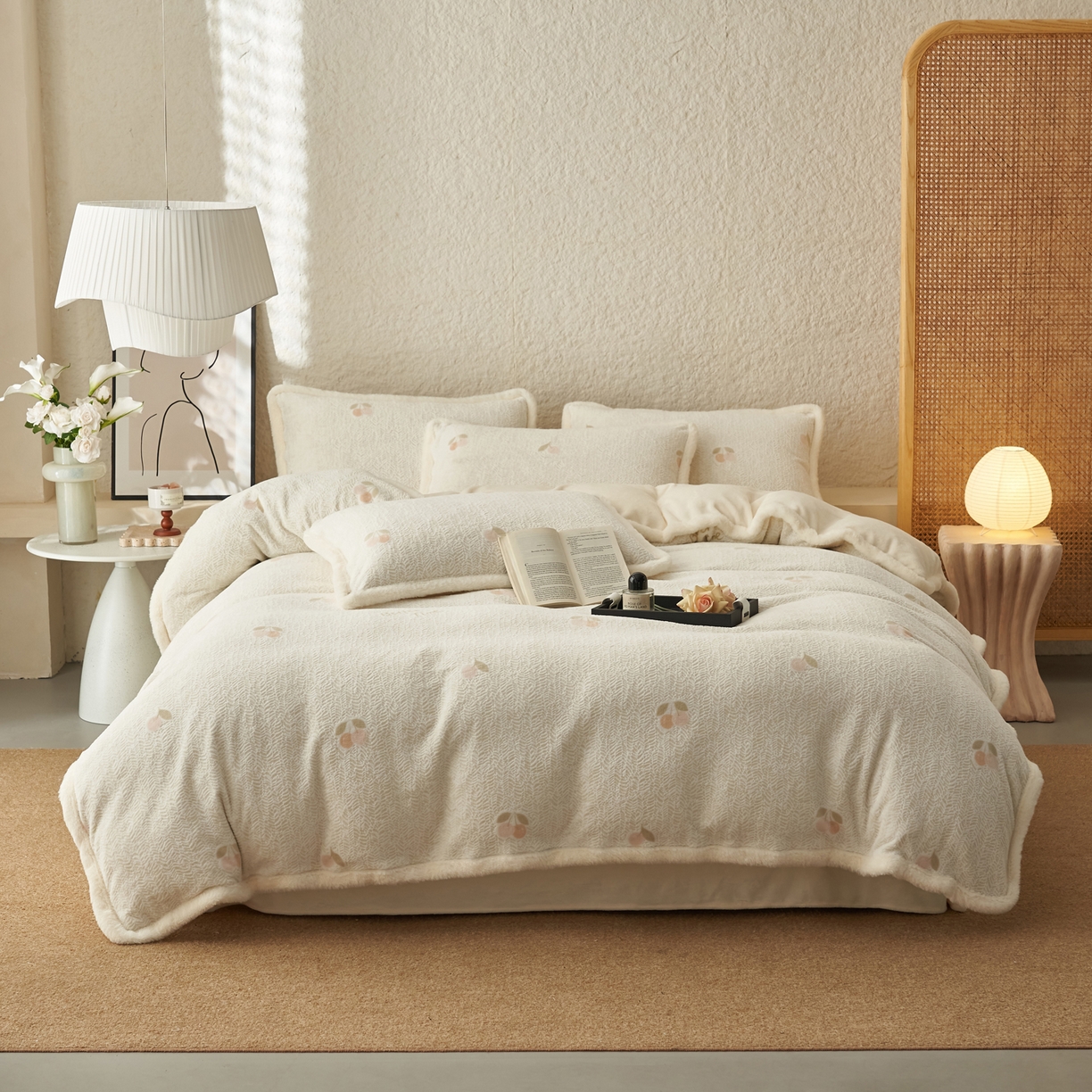 91家纺网 家纺一手货源 找家纺 晨曦家纺 2025新款加厚加绒牛奶绒雕花四件套暖暖少女温柔风 小确幸-奶黄