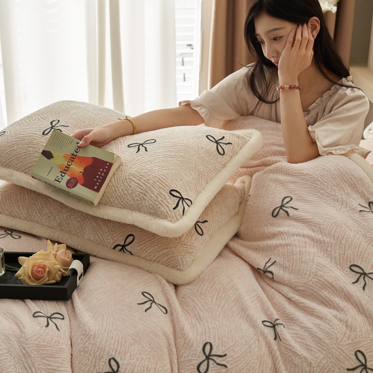 91家纺网 家纺一手货源 找家纺 晨曦家纺 2025新款加厚加绒牛奶绒雕花四件套暖暖少女温柔风 小时光-悠粉