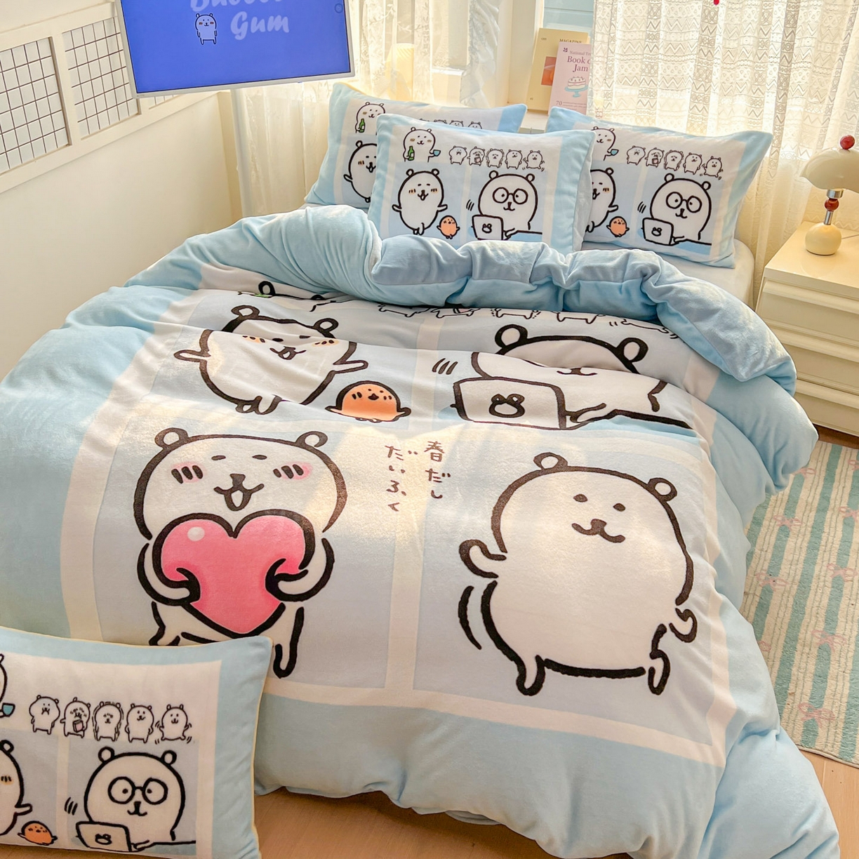 91家纺网 家纺一手货源 找家纺 浩诚 2025新款高克重牛奶绒大版卡通四件套 自嗨熊