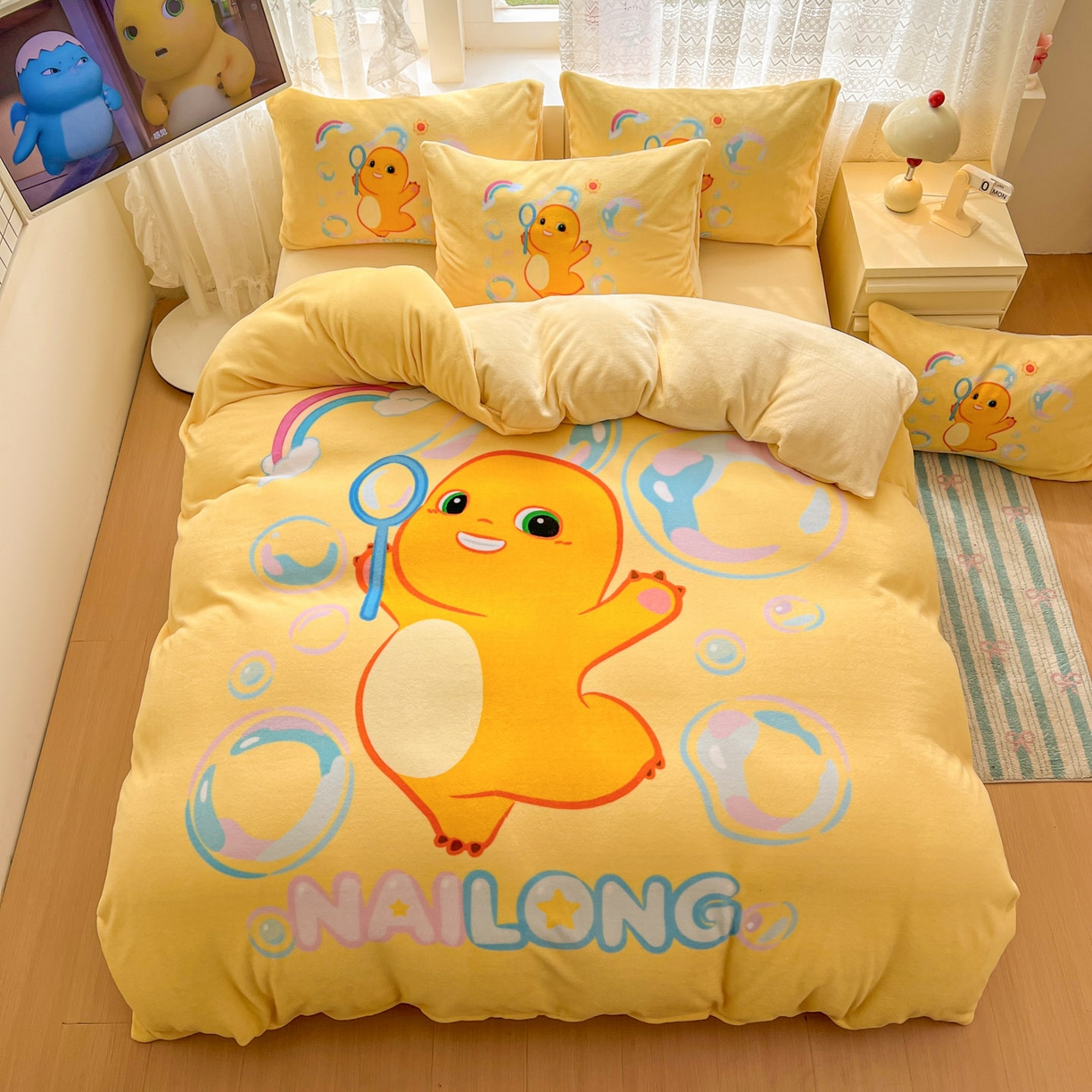 91家纺网 家纺一手货源 找家纺 浩诚 2025新款高克重牛奶绒大版卡通四件套 小奶龙