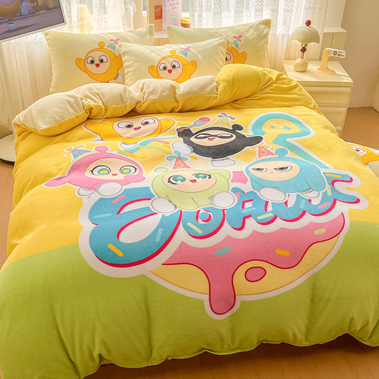 91家纺网 家纺一手货源 找家纺 浩诚 2025新款高克重牛奶绒大版卡通四件套 蛋仔派对