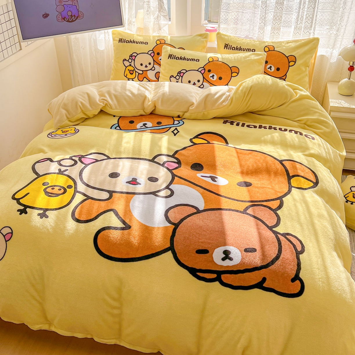 91家纺网 家纺一手货源 找家纺 浩诚 2025新款高克重牛奶绒大版卡通四件套 开心小熊