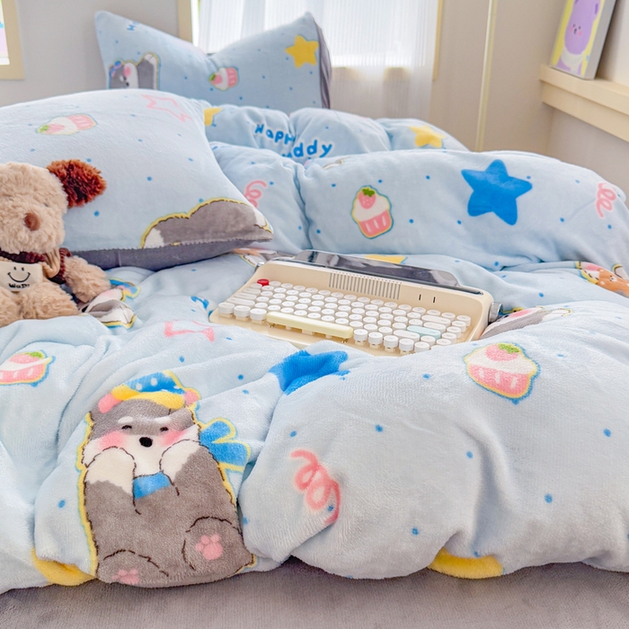 91家纺网 家纺一手货源 找家纺 梦舒阳家纺 2025牛奶绒四件套牛奶绒单被套牛奶绒床笠款四件套小清新可爱套件 布丁狗