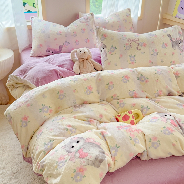 91家纺网 家纺一手货源 找家纺 梦舒阳家纺 2025牛奶绒四件套牛奶绒单被套牛奶绒床笠款四件套小清新可爱套件 猫咪酱