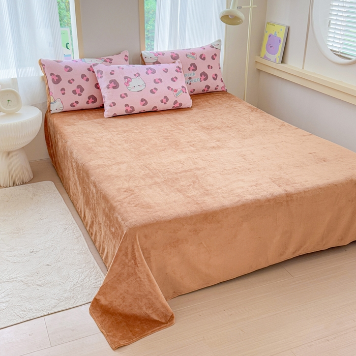 91家纺网 家纺一手货源 找家纺 梦舒阳家纺 2025牛奶绒四件套牛奶绒单被套牛奶绒床笠款四件套小清新可爱套件 豹纹猫咪