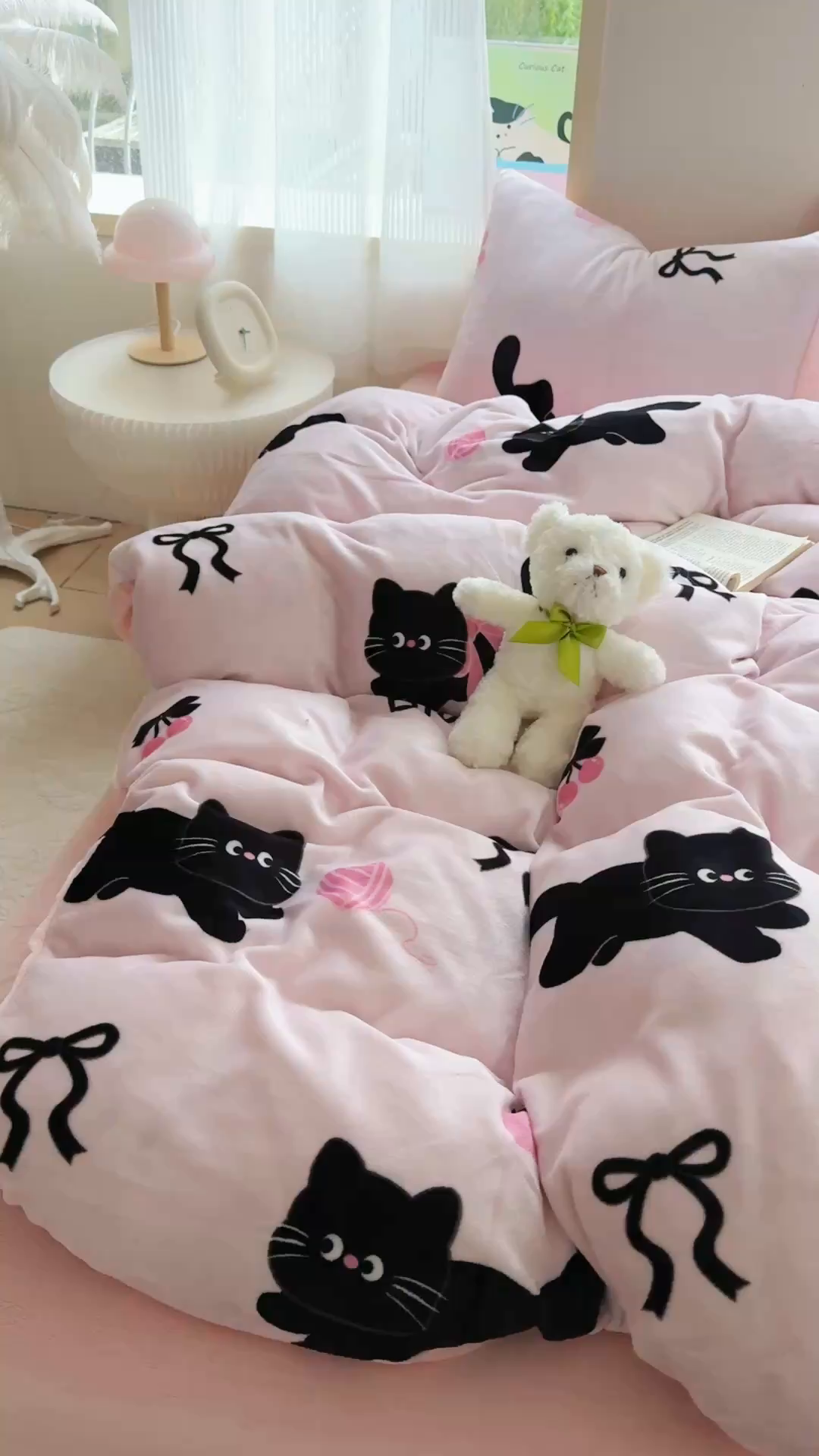 91家纺网 家纺一手货源 找家纺 梦舒阳家纺 2025牛奶绒四件套牛奶绒单被套牛奶绒床笠款四件套小清新可爱套件 炫酷黑猫