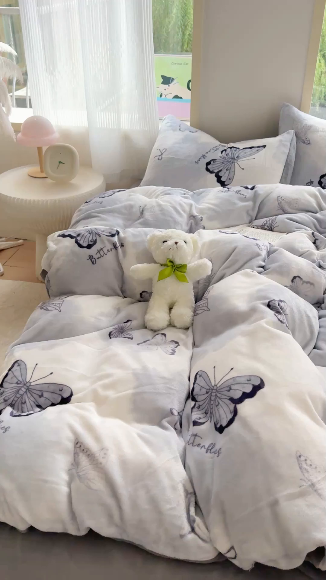 91家纺网 家纺一手货源 找家纺 梦舒阳家纺 2025牛奶绒四件套牛奶绒单被套牛奶绒床笠款四件套小清新可爱套件 炫影蝴蝶