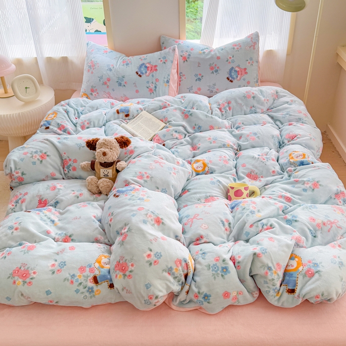 91家纺网 家纺一手货源 找家纺 梦舒阳家纺 2025牛奶绒四件套牛奶绒单被套牛奶绒床笠款四件套小清新可爱套件 一帘幽梦