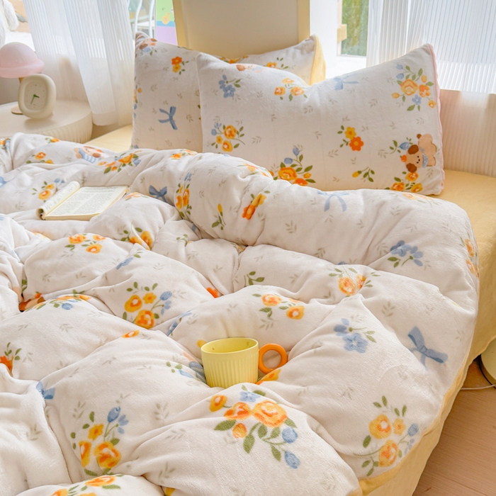 91家纺网 家纺一手货源 找家纺 梦舒阳家纺 2025牛奶绒四件套牛奶绒单被套牛奶绒床笠款四件套小清新可爱套件 布布萌宠