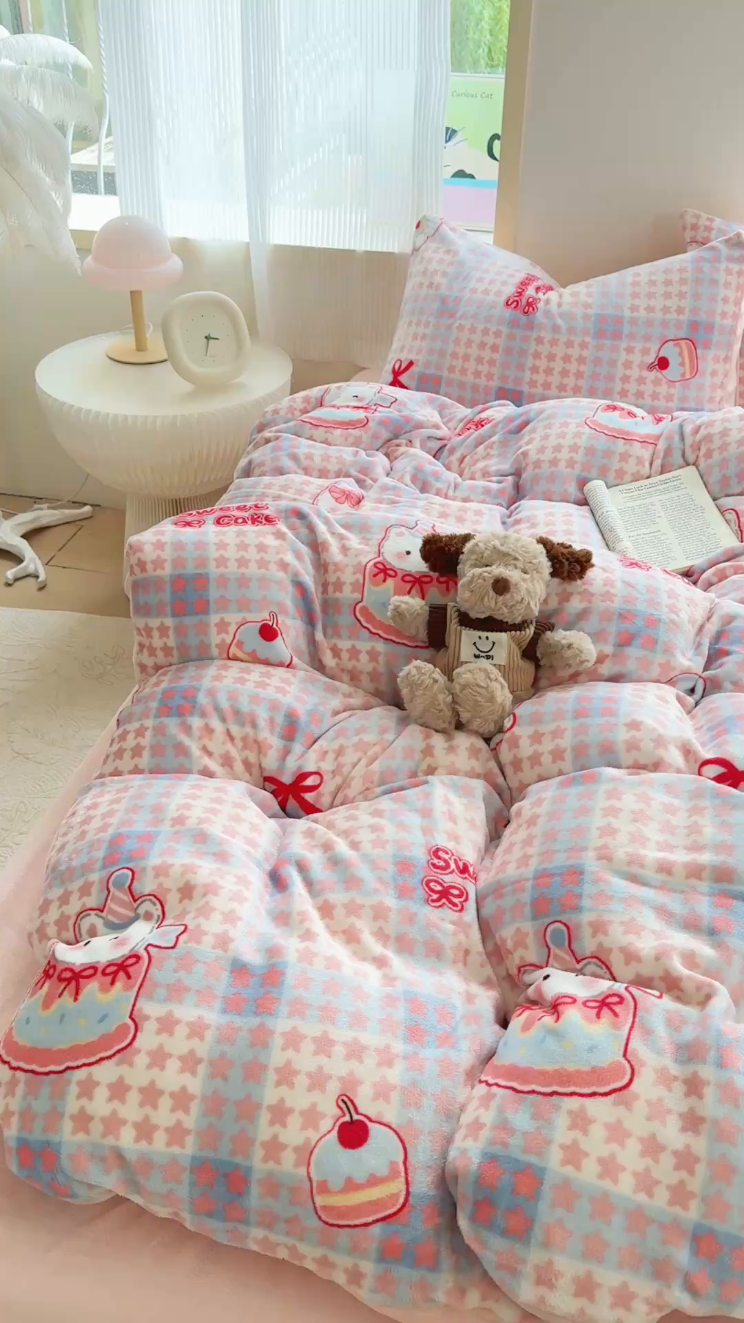 91家纺网 家纺一手货源 找家纺 梦舒阳家纺 2025牛奶绒四件套牛奶绒单被套牛奶绒床笠款四件套小清新可爱套件 蛋糕猫咪