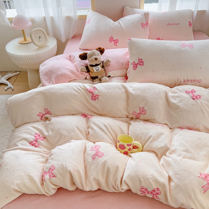 91家纺网 家纺一手货源 找家纺 梦舒阳家纺 2025牛奶绒四件套牛奶绒单被套牛奶绒床笠款四件套小清新可爱套件 蝴蝶结