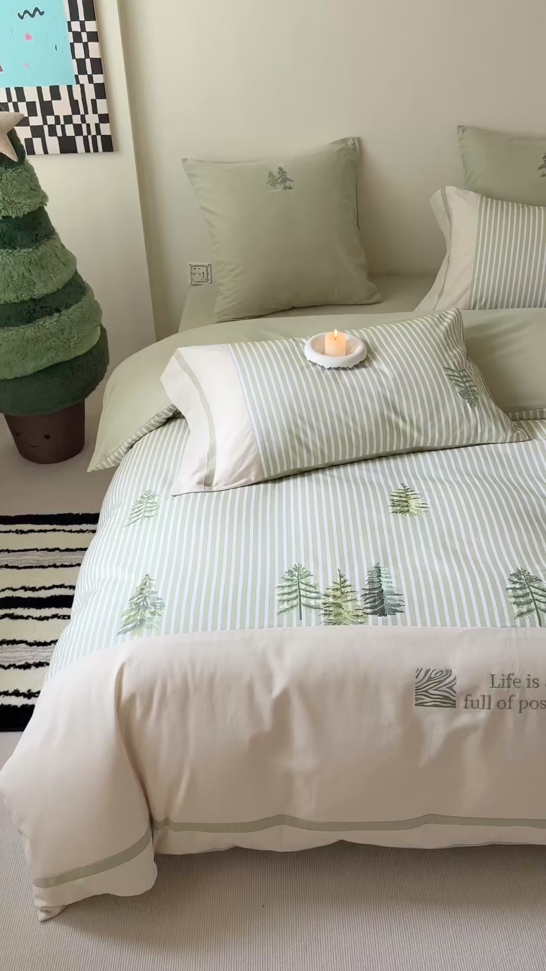 91家纺网 家纺一手货源 找家纺 （总）曼布缇 2025新款加厚全棉纯棉磨毛数码印花绣花套件-森迪（会员减20，券后358起）