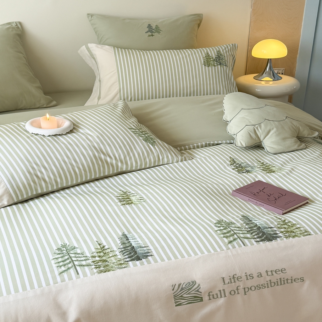 91家纺网 家纺一手货源 找家纺 （总）曼布缇 2025新款加厚全棉纯棉磨毛数码印花绣花套件-森迪（会员减20，券后358起）