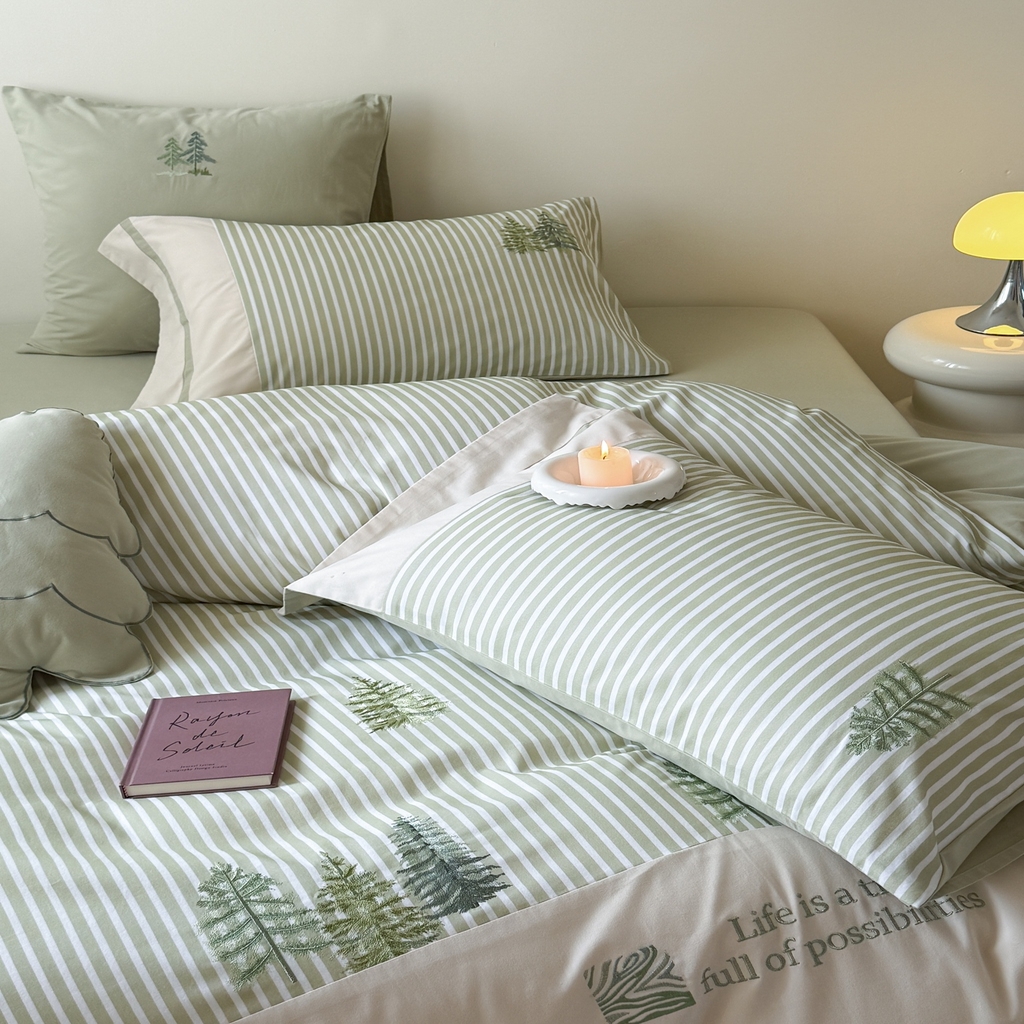 91家纺网 家纺一手货源 找家纺 （总）曼布缇 2025新款加厚全棉纯棉磨毛数码印花绣花套件-森迪（会员减20，券后358起）