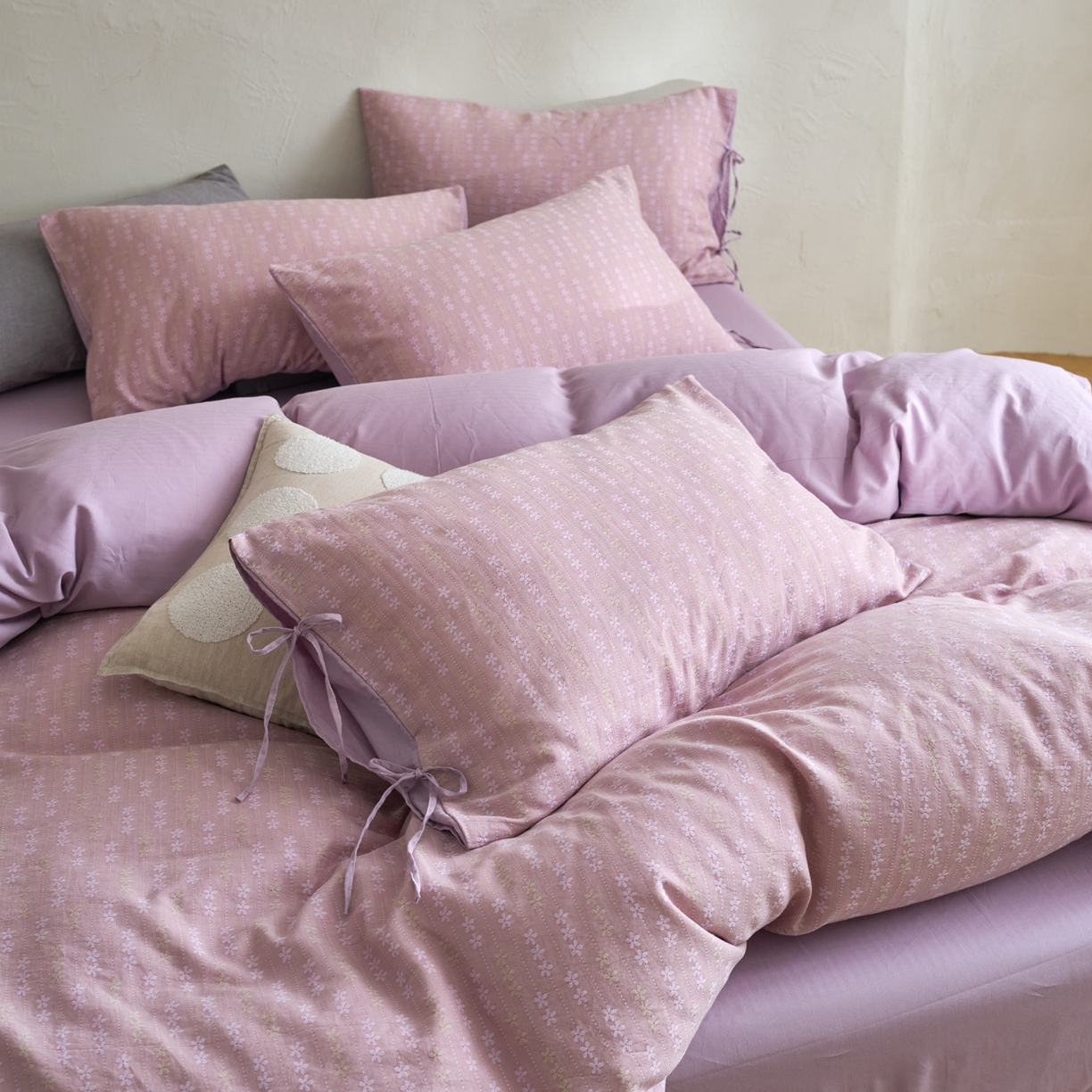 91家纺网 家纺一手货源 找家纺 （总）久典家居 2025新款全棉色织提花系带款四件套-花锦系列（买家秀找客服)