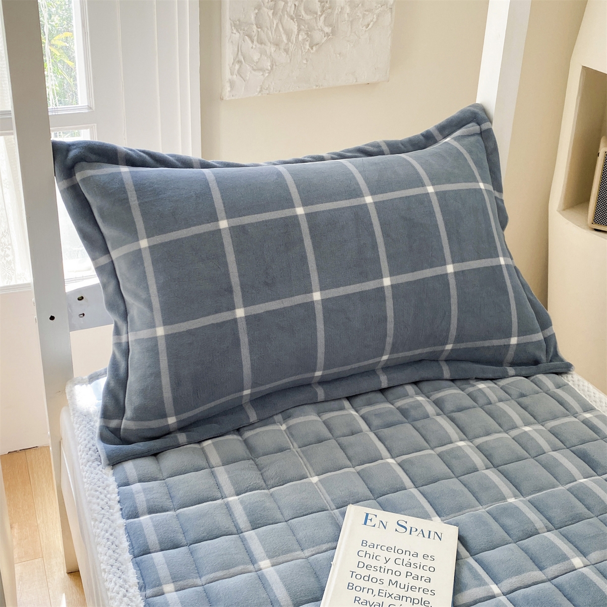 91家纺网 家纺一手货源 找家纺 （总）凌云家纺 2025新款230克加厚全消光牛奶绒宽边枕套单枕套单件枕套单品枕套