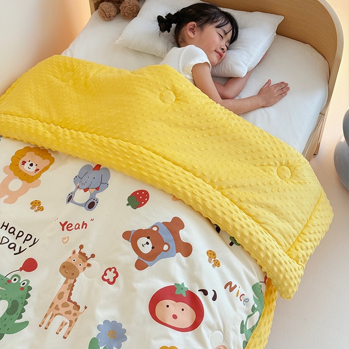 91家纺网 家纺一手货源 找家纺 2025新款3D触感全棉豆豆被儿童豆豆被春秋被冬被幼儿园被子 布拉乐园-一体款