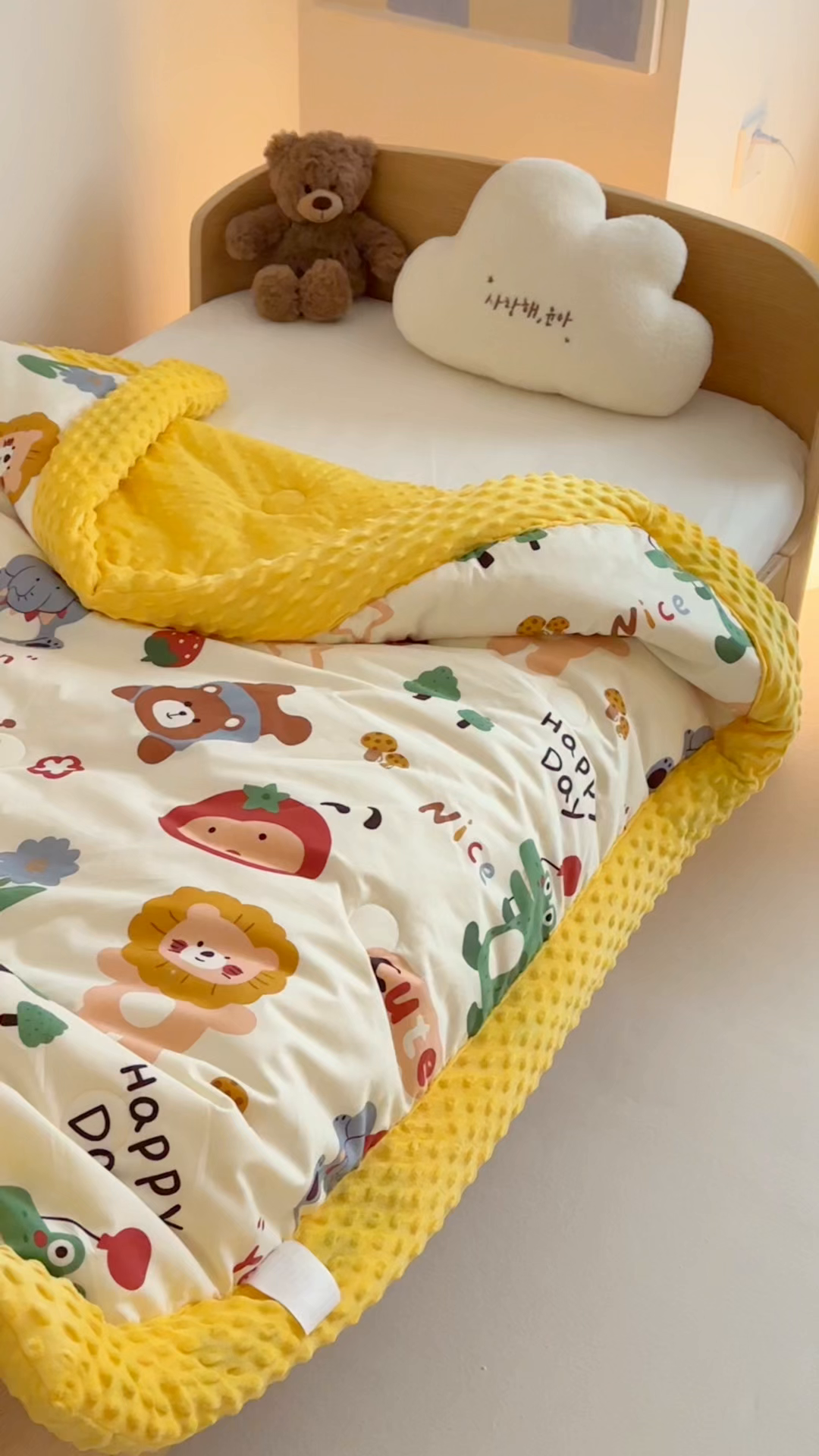 91家纺网 家纺一手货源 找家纺 2025新款3D触感全棉豆豆被儿童豆豆被春秋被冬被幼儿园被子 布拉乐园-可拆款