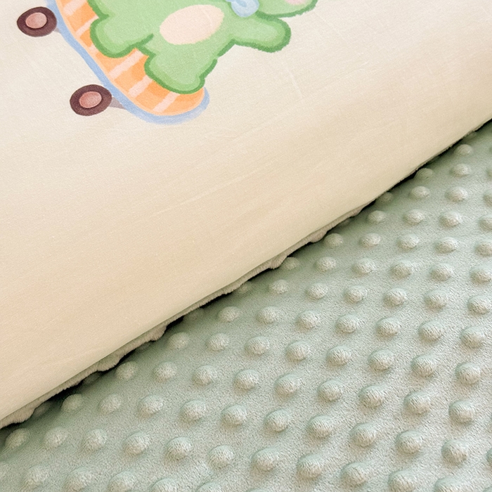 91家纺网 家纺一手货源 找家纺 2025新款3D触感全棉豆豆被儿童豆豆被春秋被冬被幼儿园被子 恐龙宝宝-可拆款