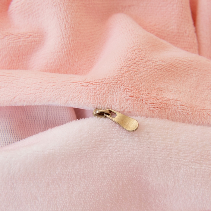 91家纺网 家纺一手货源 找家纺 鱼宝 2025新款毛巾绣牛奶绒被套被芯套件 小魔仙