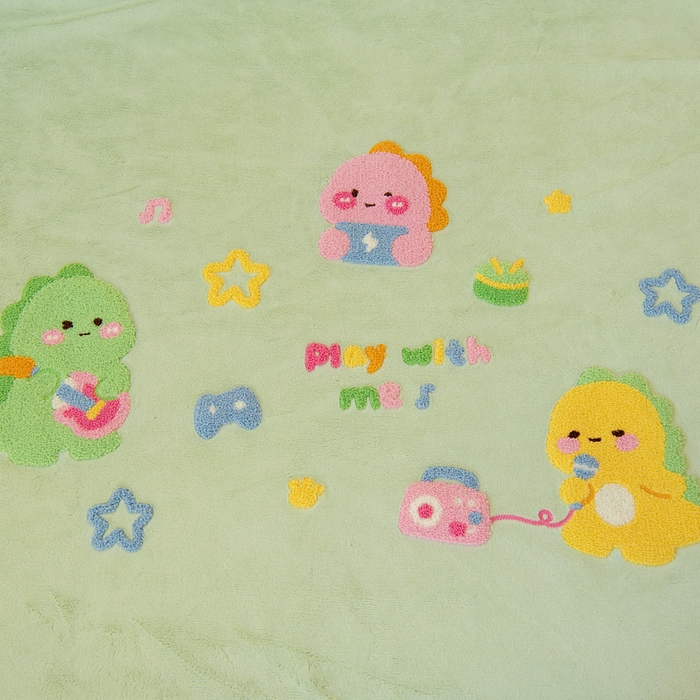 91家纺网 家纺一手货源 找家纺 鱼宝 2025新款毛巾绣牛奶绒被套被芯套件 小奶龙