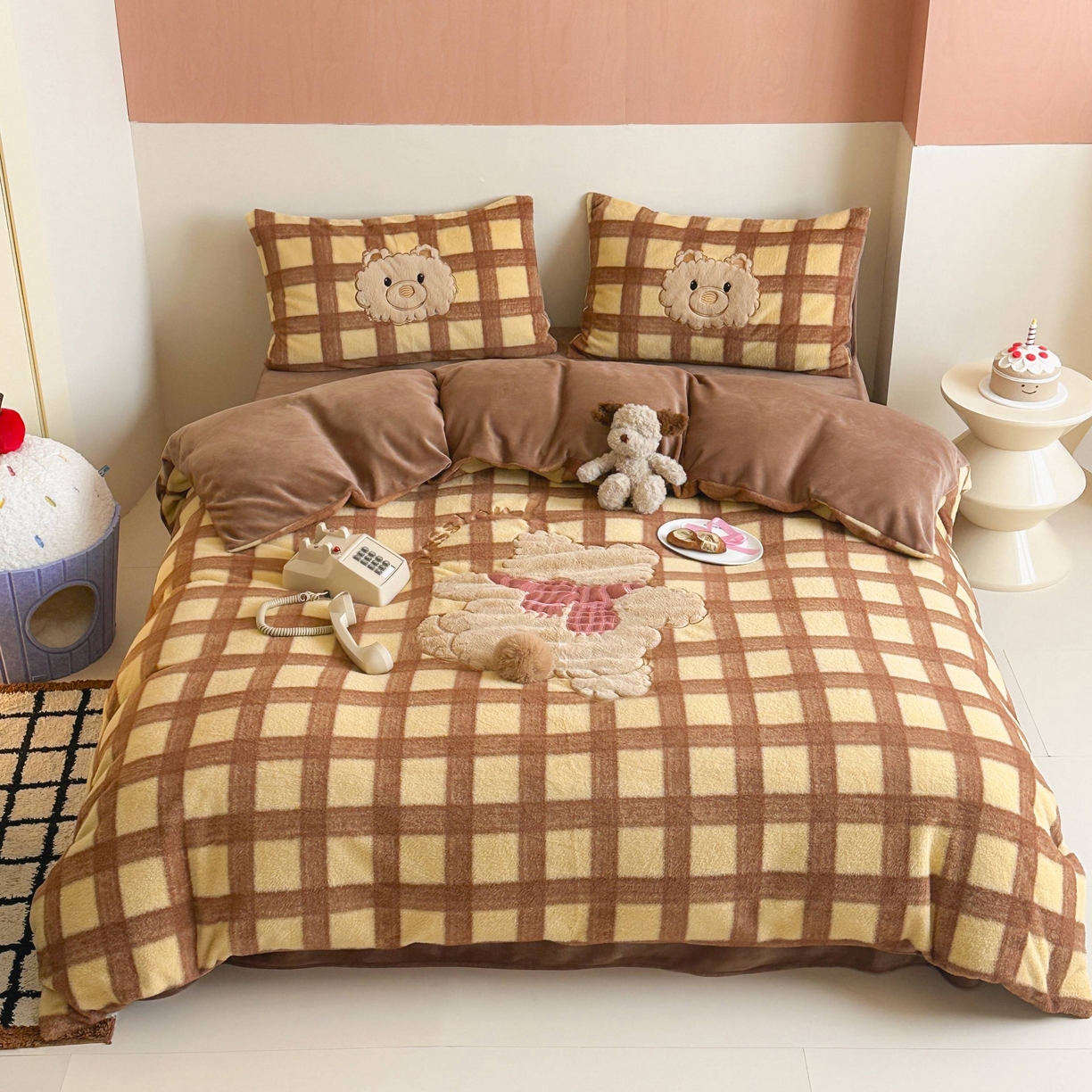 91家纺网 家纺一手货源 找家纺 （总）桃喜 2025新款仿羊绒贴布绣四件套（会员-5）