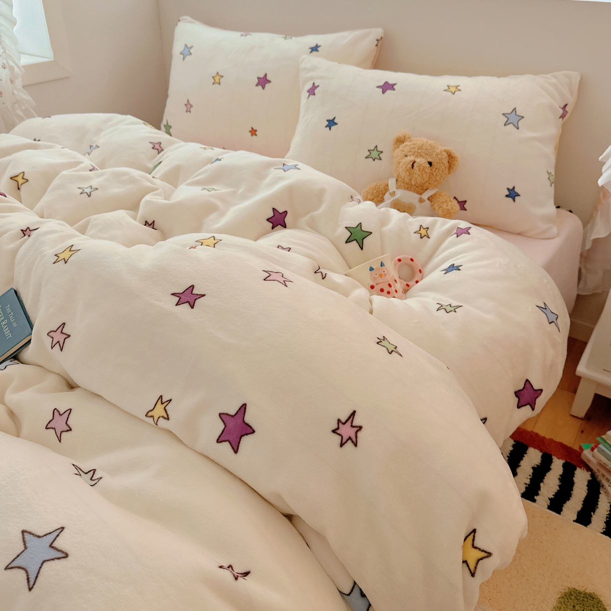 91家纺网 家纺一手货源 找家纺 （总）桃喜 2025新款牛奶绒印花系列四件套（会员-5）