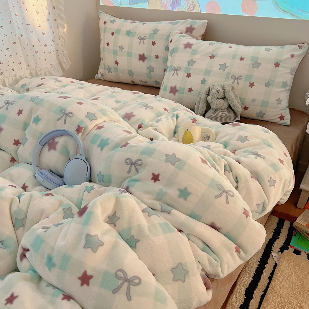 91家纺网 家纺一手货源 找家纺 桃喜 2025新款牛奶绒印花系列四件套（会员-5） 薄荷奶咖星星