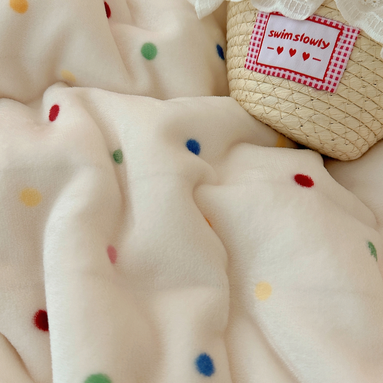 91家纺网 家纺一手货源 找家纺 桃喜 2025新款牛奶绒印花系列四件套（会员-5） 彩色波点