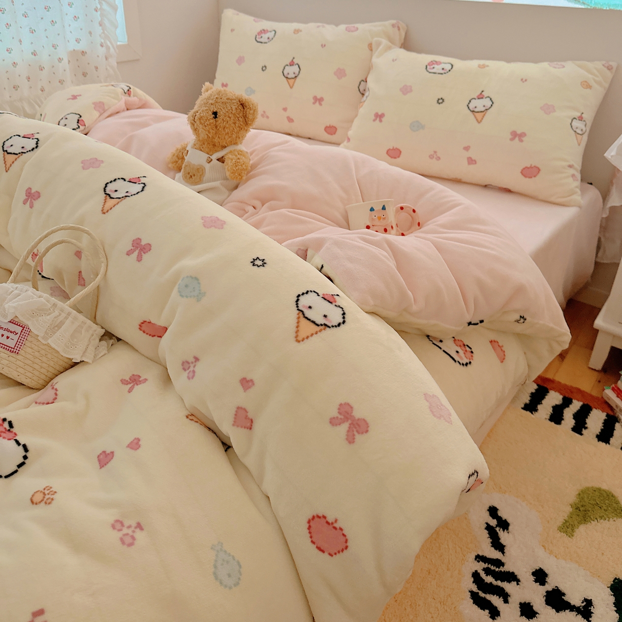 桃喜 2025新款牛奶绒印花系列四件套（会员-5） 像素小猫黄