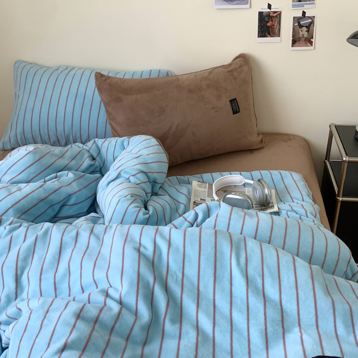 91家纺网 家纺一手货源 找家纺 桃喜 2025新款条纹牛奶绒系列四件套（会员-5） 暮光森林