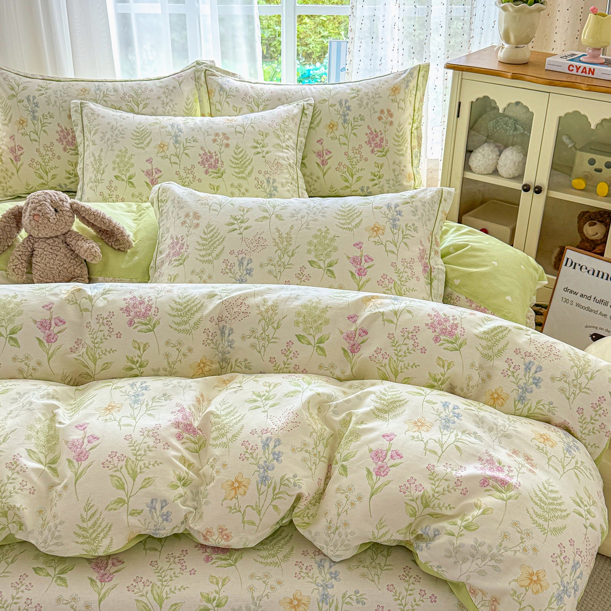 91家纺网 家纺一手货源 找家纺 红粉佳人家纺 2025新款12868纯棉系列全棉四件套 漫步花语